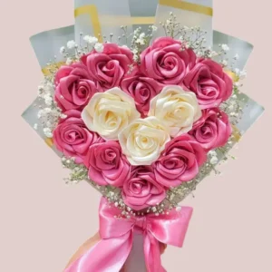 Ramo corazón de rosas eternas mini Ramo corazón de rosas eternas mini