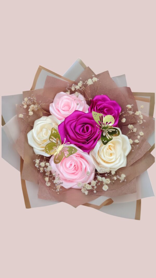 ramo de 6 rosas
