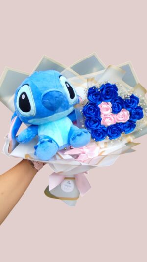 ramo corazon mini con peluche stitch