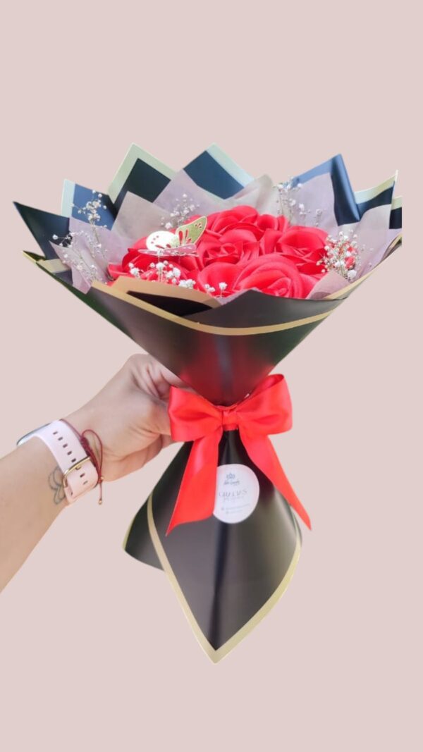 ramo de 6 rosas