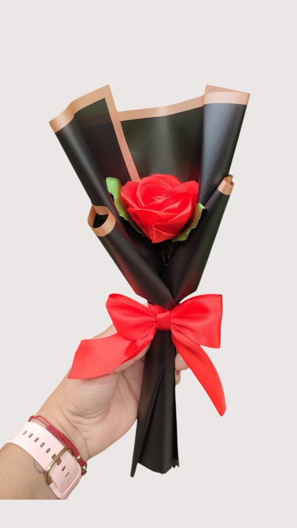 Rosa eterna roja