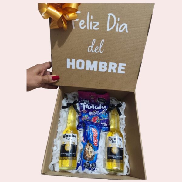 caja-regalo-dia-del-hombre-cervezas-dulces.jpg