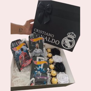 caja-regalo-futbol-personalizada-hot-wheels-rosas caja-regalo-futbol-personalizada-hot-wheels-rosas.jpg