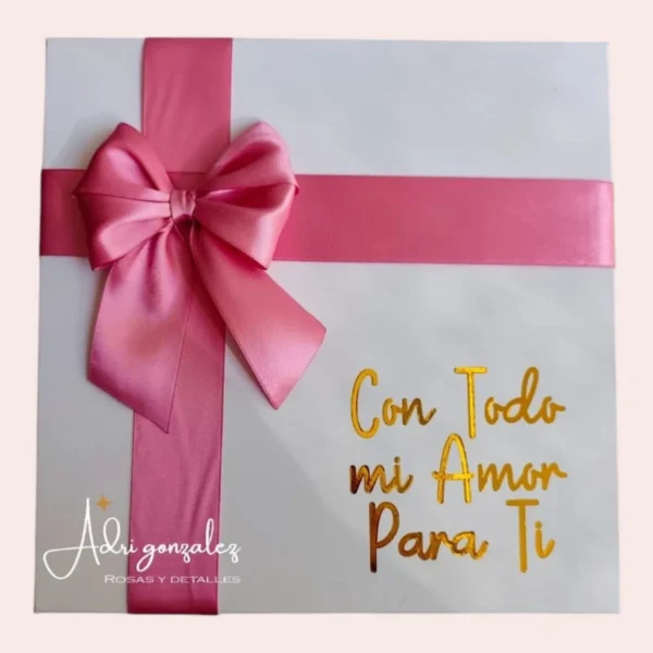 Caja Sorpresa Hello Kitty con Dulces y Rosa Eterna | Regalo Bonito para Mujer