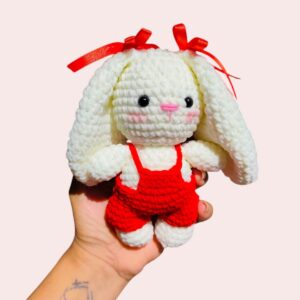 coneja amigurumi overol coneja-amigurumi-overol